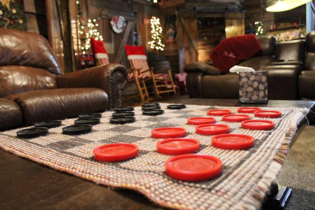 Rural Life On A Real Christmas Tree Farm! Hallmark Experience! Hébergement de vacances Ozark