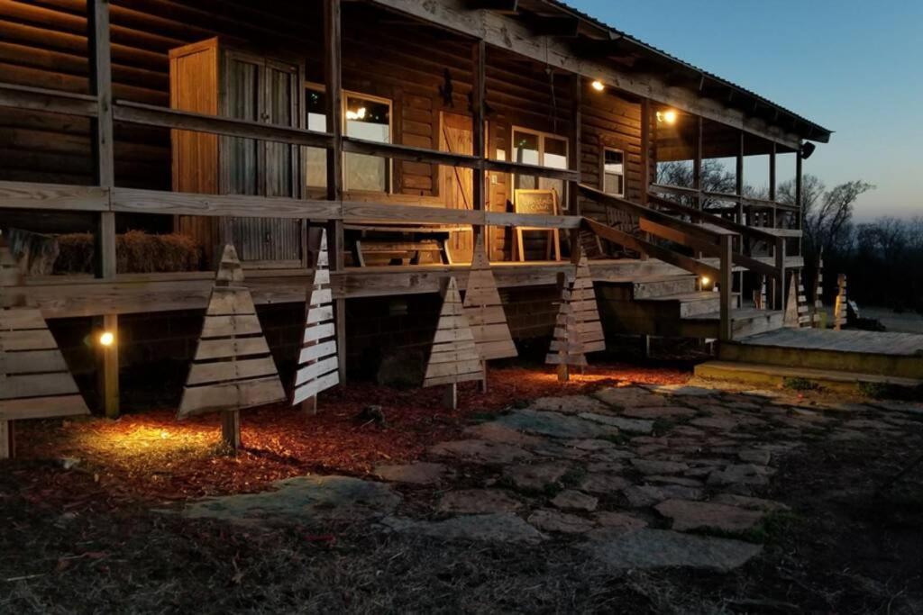 Rural Life On A Real Christmas Tree Farm! Hallmark Experience! Hébergement de vacances Ozark